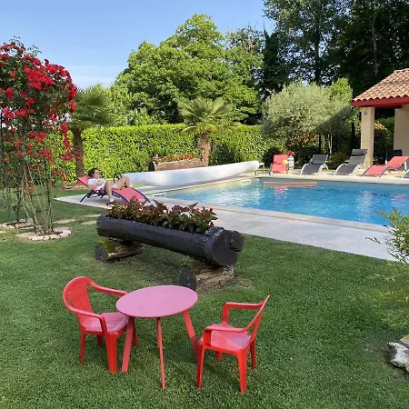 Mallegale Haute Casa de Férias *